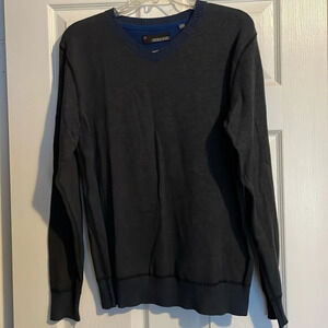 Buckle Black men’s black and blue V neck sweater size medium